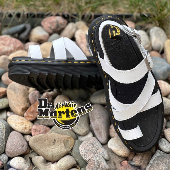 Dr. Martens Avry Sandals NEW NWOT - Picture 10 of 12